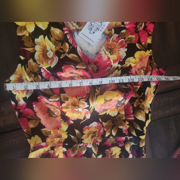 Sz 6 Hearts & Roses Floral Sleeveless Swinger's Dress - Picture 7 of 9